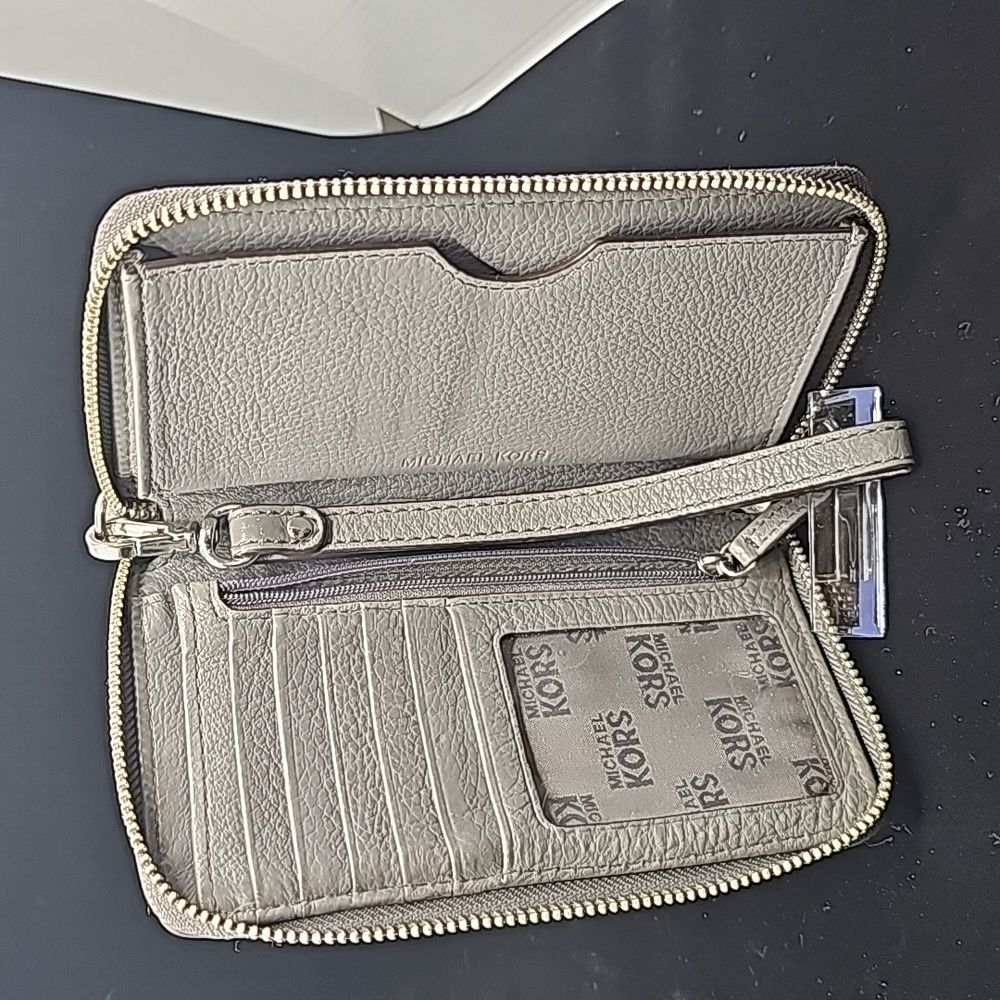 Michael Kors Gray wristlet  6in - Picture 3 of 3